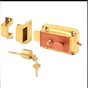 Rim Dead Bolt Cast Bronze
Construction Polished Brass-Plated Finish Copper